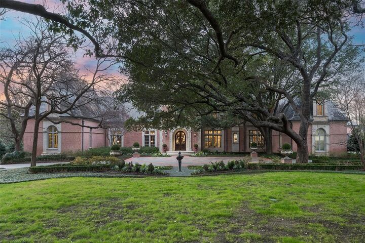 Property Photo:  9769 Audubon Place  TX 75220 