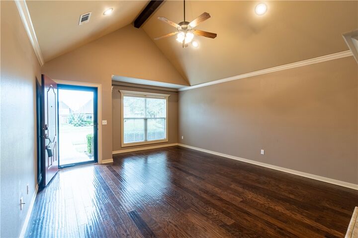 Property Photo:  3207 SW Stonepoint Avenue  AR 72713 