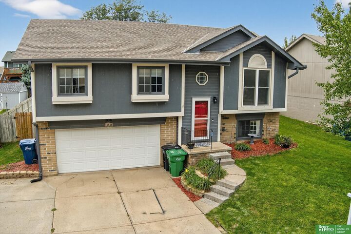Property Photo:  15534 Newell Street  NE 68138 