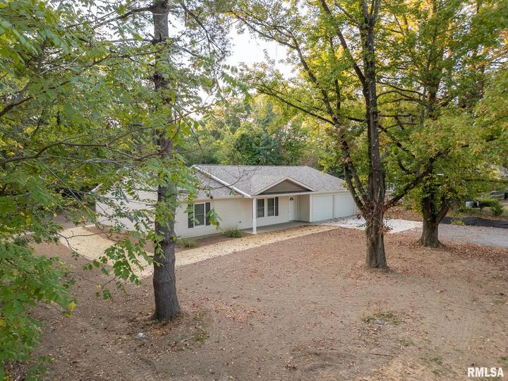 Property Photo: 801 Crain Street IL 62918