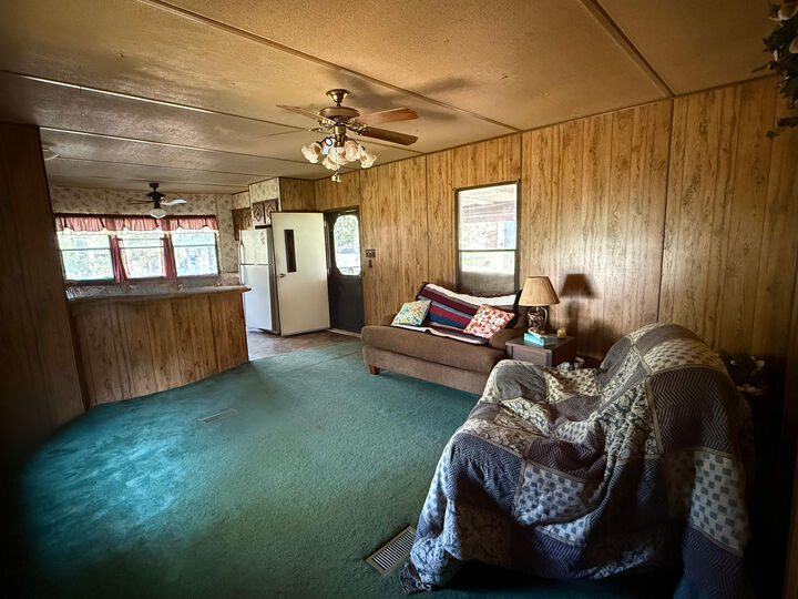 Property Photo:  433 Captain Kidd Dr  LA 71429 