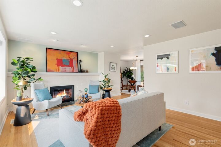 Property Photo:  7515 SW 215th Street  WA 98026 