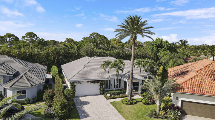 Property Photo: 10841 SE Arielle Terrace FL 33469