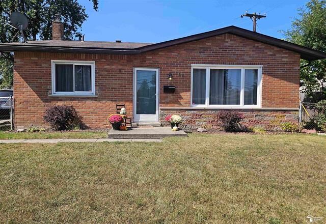 Property Photo:  740 S Venoy Road  MI 48186 