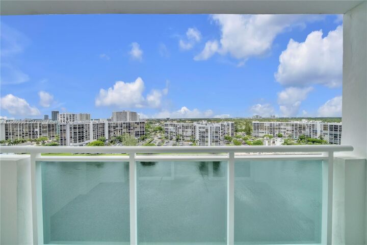 Property Photo:  3000 S Ocean Dr 1208  FL 33019 