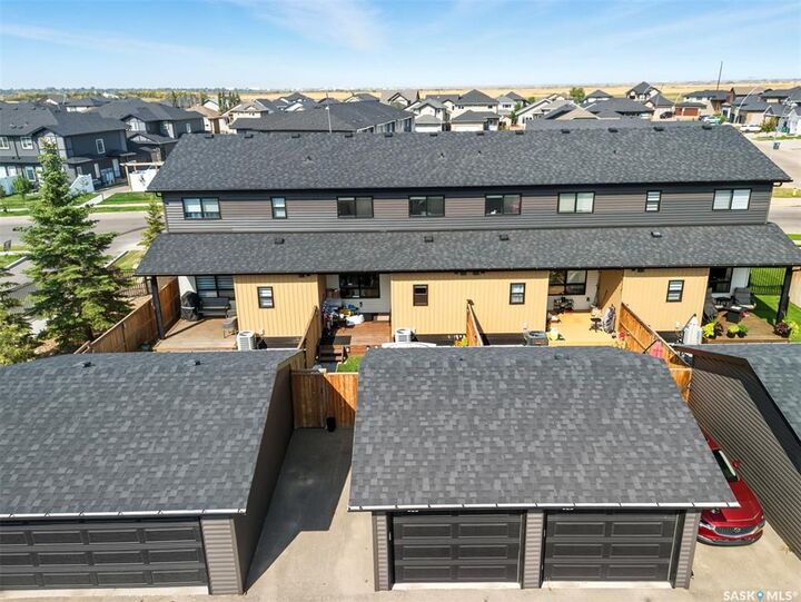 Property Photo:  623 Evergreen Boulevard  SK S7W 0Y7 