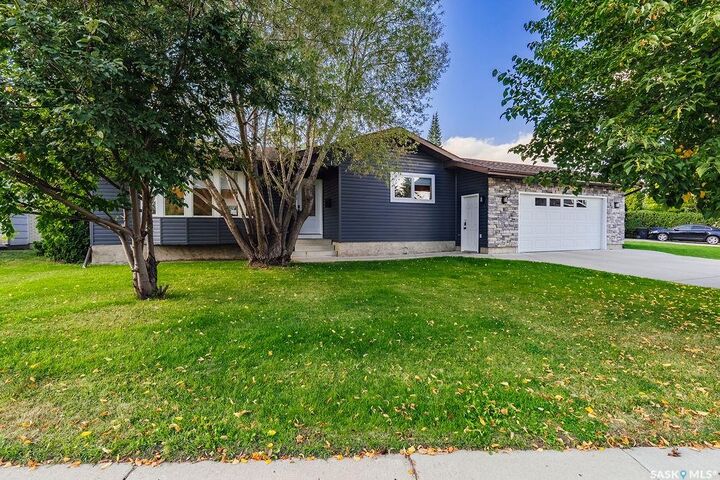 322 Stechishin Way  Saskatoon SK S7K 5R1 photo