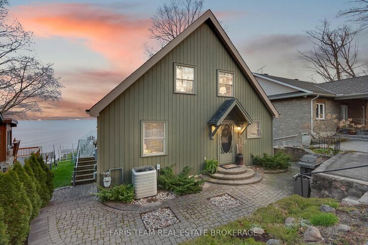 Property Photo:  431 Mundy'S Bay Road  ON L4R 5H1 