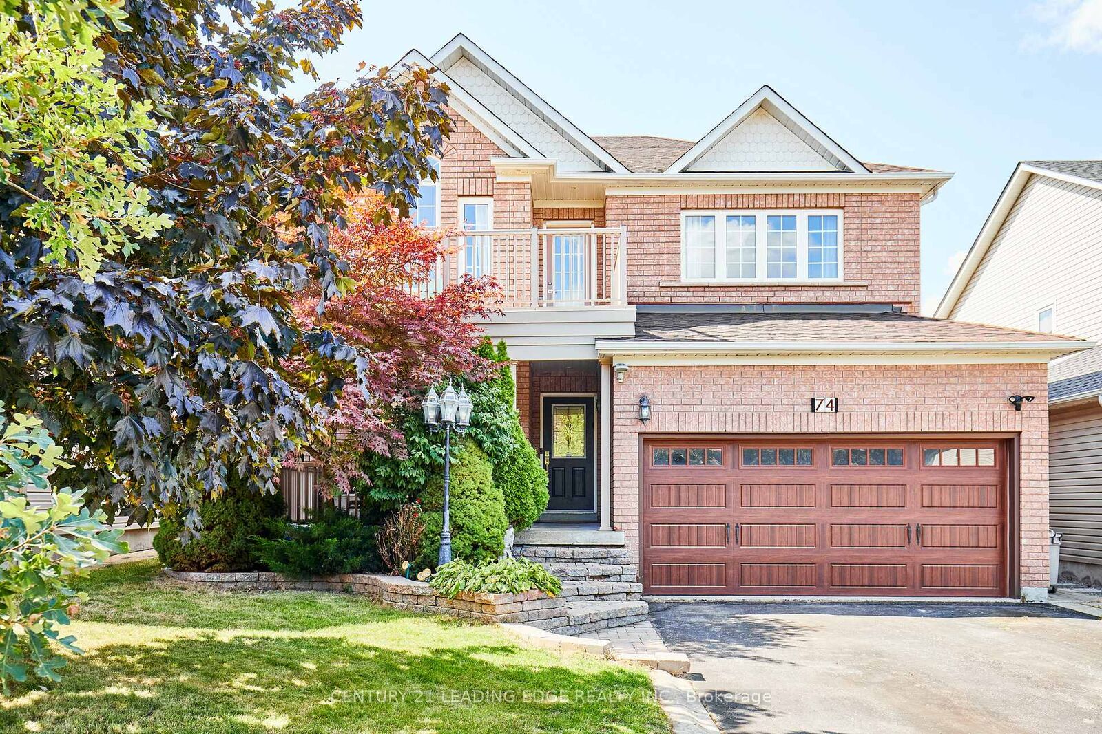 Property Photo:  74 Darius Harns Drive  ON L1M 2G7 