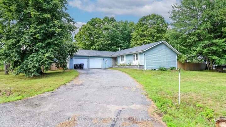 24 Howard Avenue — photo 1