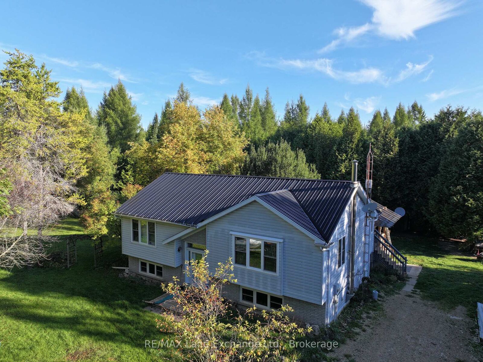Property Photo:  315045 Highway 6 Rr1 Highway  ON N0G 1R0 