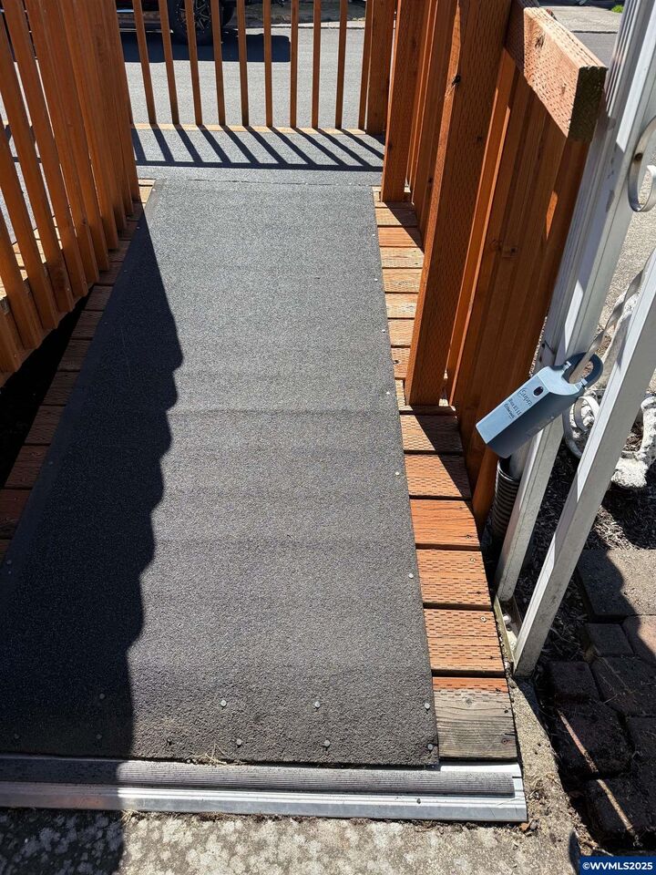 Property Photo: 5422 Portland (#47) Rd NE 47 OR 97305