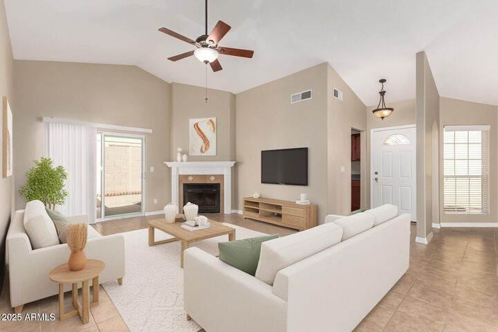 Property Photo: 502 E Topeka Drive AZ 85024