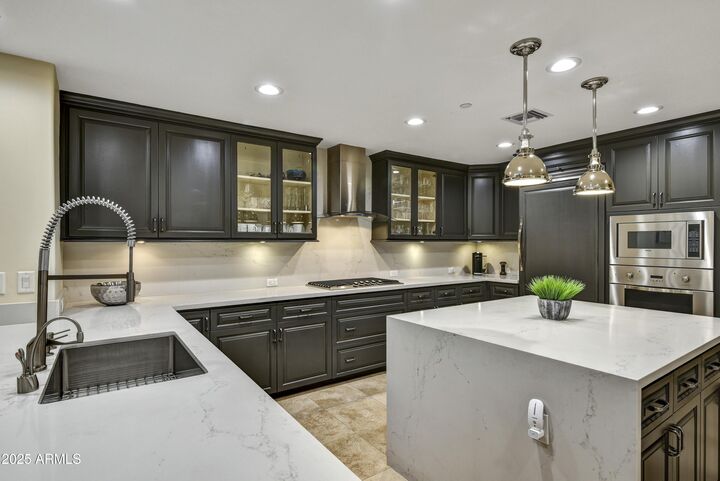 Property Photo:  7181 E Camelback Road 907  AZ 85251 