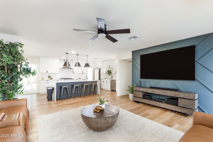 Property Photo:  8024 E Hubbell Street  AZ 85257 