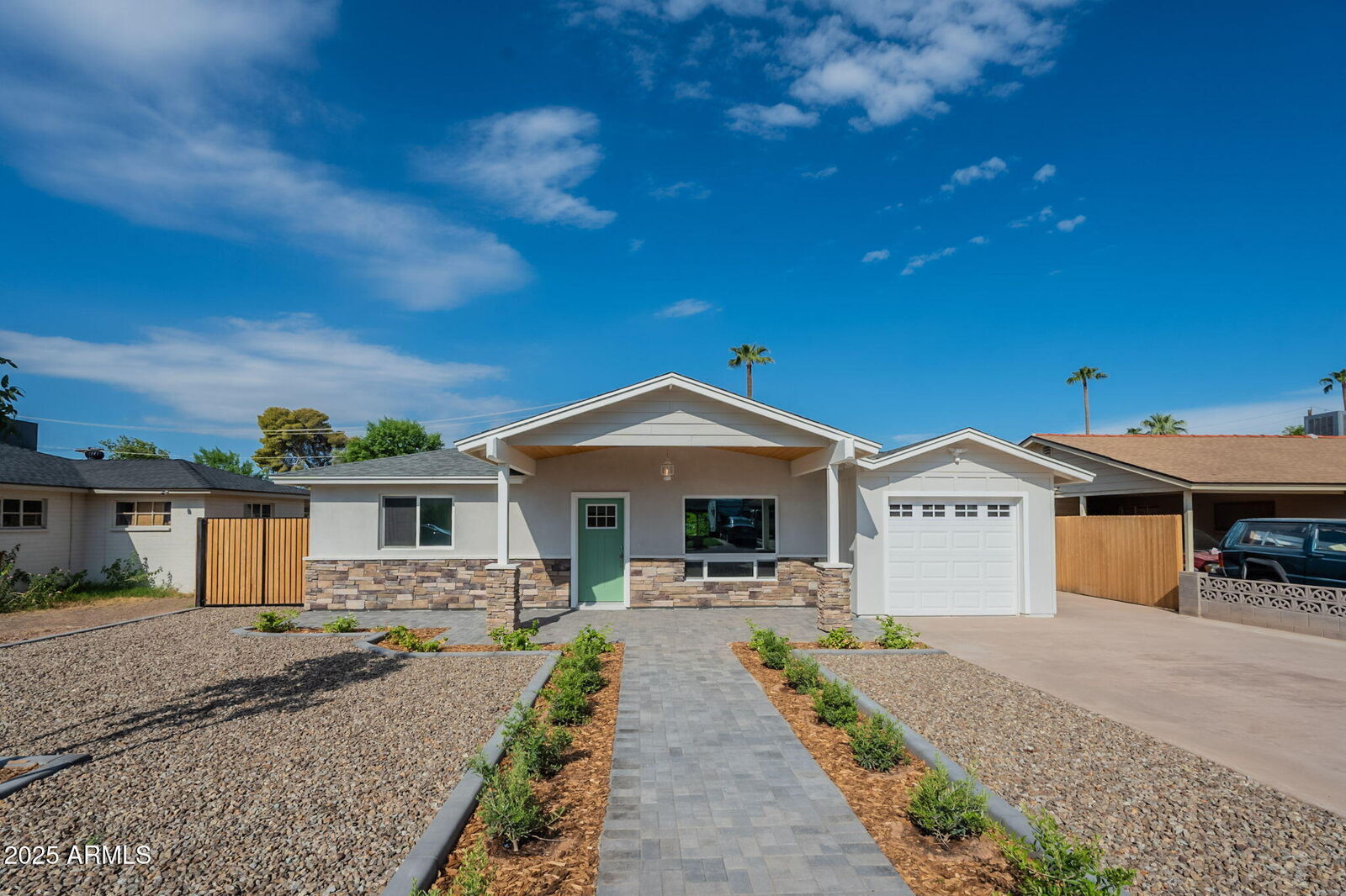 Property Photo: 2814 N 51st Street AZ 85008