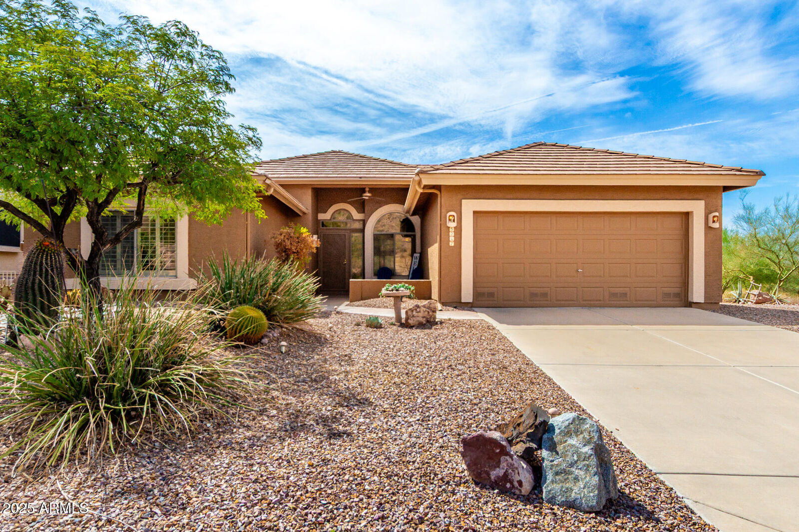 Property Photo:  5217 S Crested Saguaro Lane  AZ 85118 
