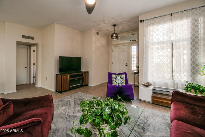 Property Photo:  18619 N 136th Drive  AZ 85375 