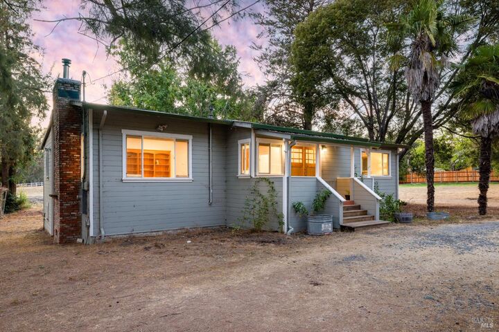 Property Photo:  635 Goodwin Avenue  CA 94960 