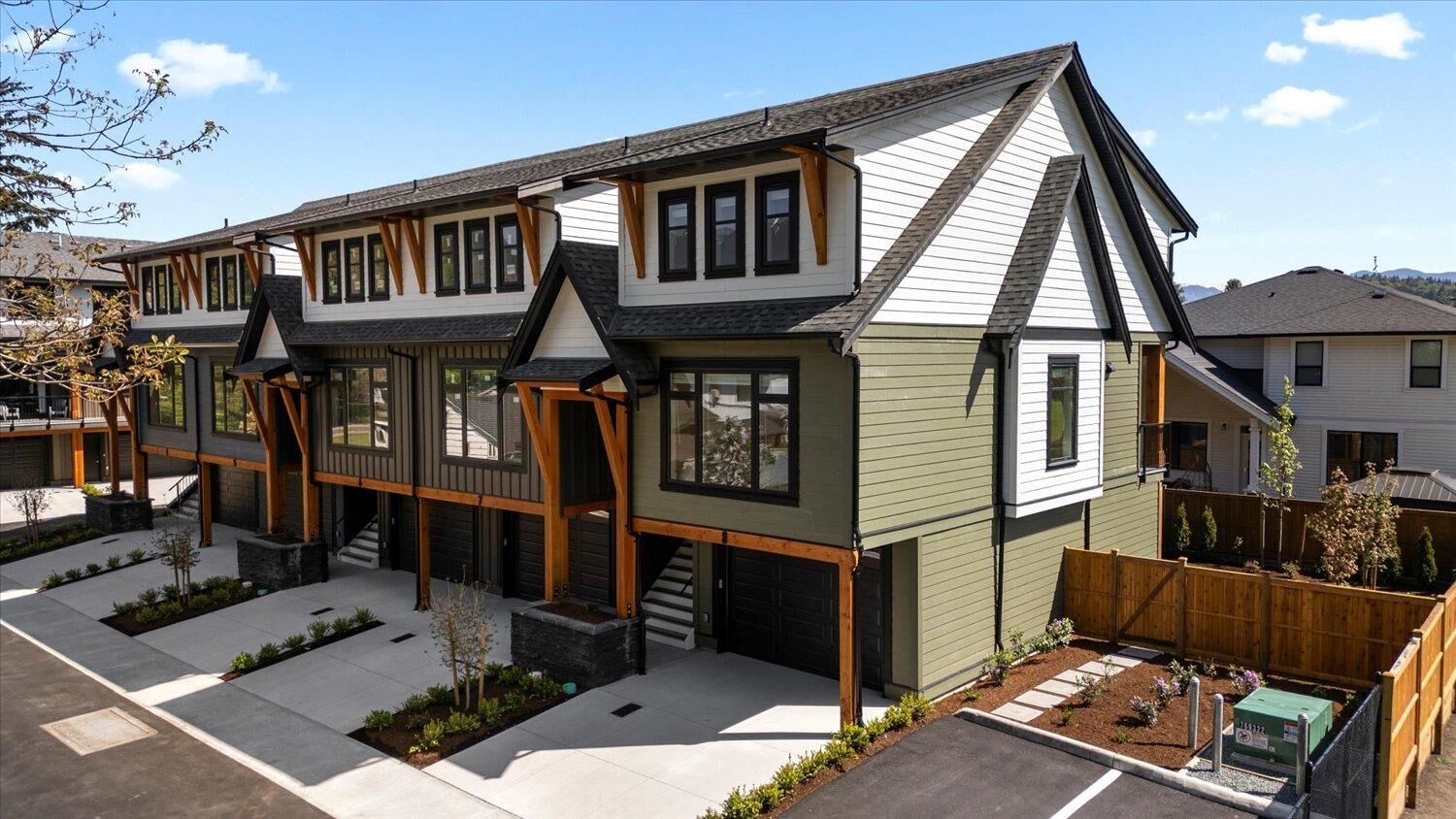 Property Photo:  46106 Riverside Drive 6  BC V2P 3K9 
