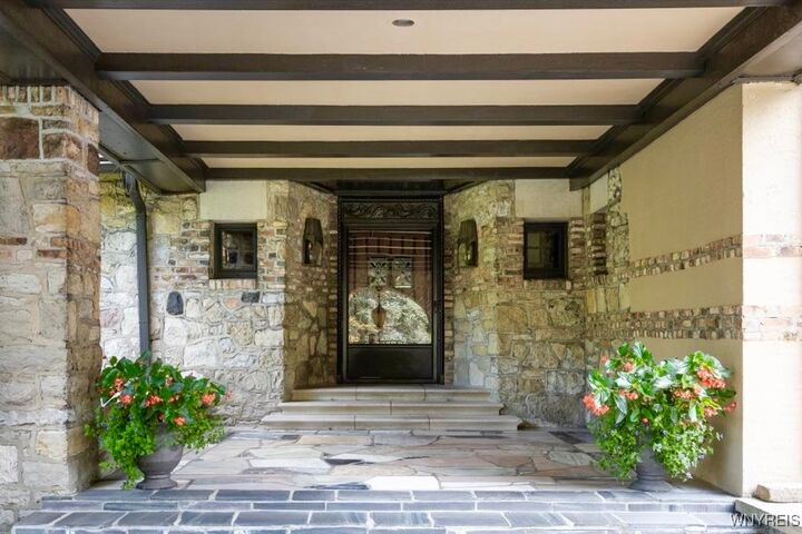 Property Photo: 1005 Big Tree Rd NY 14052