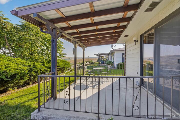 Property Photo:  1405 29th St  ID 83501 