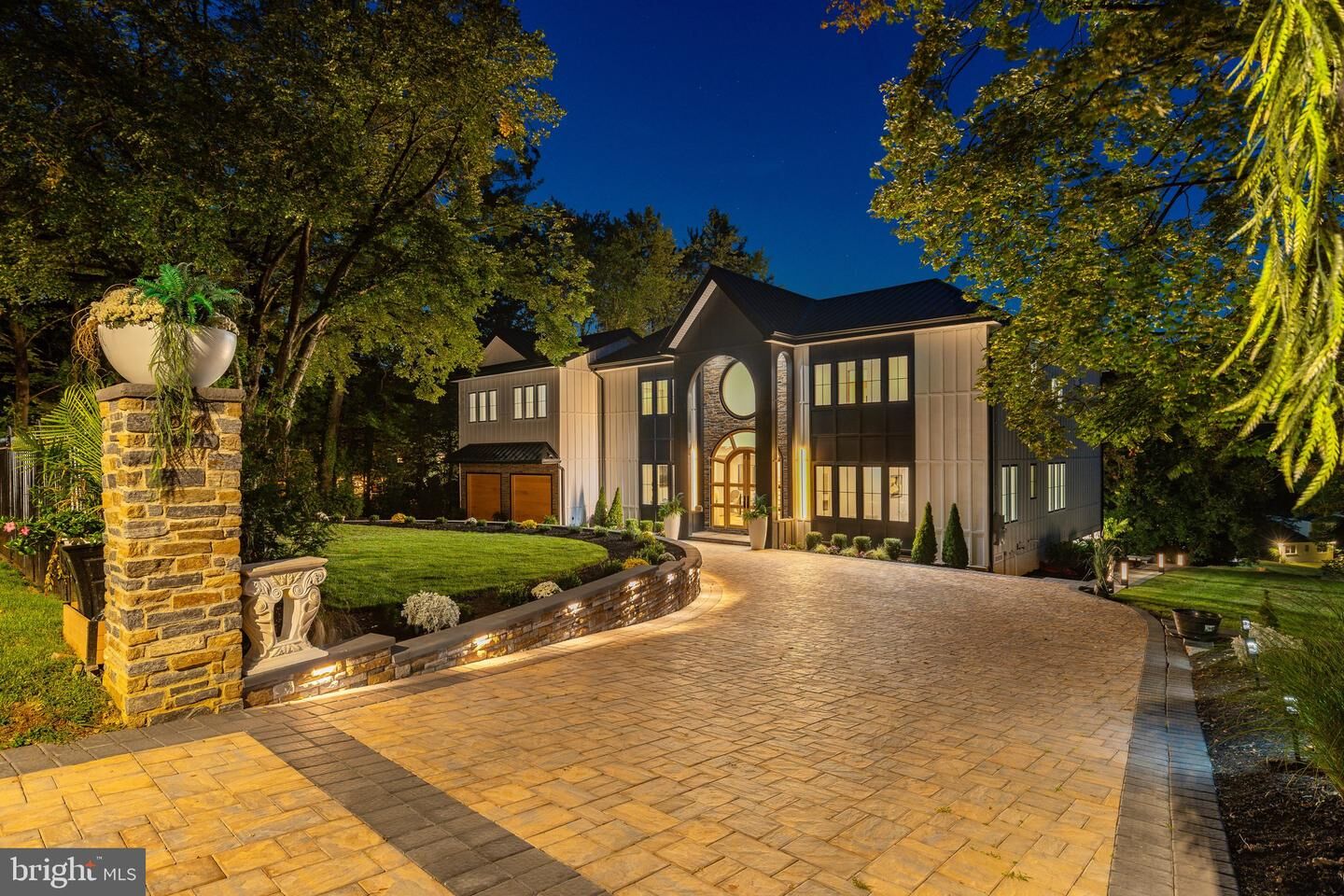 Property Photo: 9402 Meadowbrook Avenue PA 19118