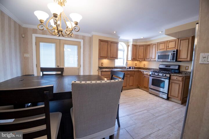 Property Photo:  2717 S Marvine Street  PA 19148 