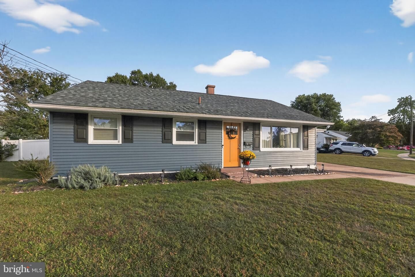 Property Photo:  40 N Rose Lane  NJ 08091 