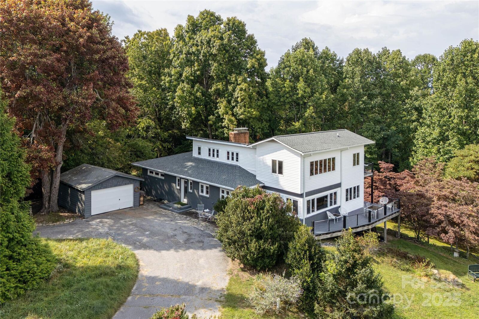 Property Photo: 3684 Laurel Park Highway NC 28739