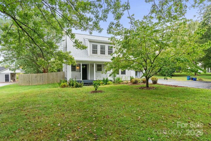 28 Beech Glen Drive  Black Mountain NC 28711 photo