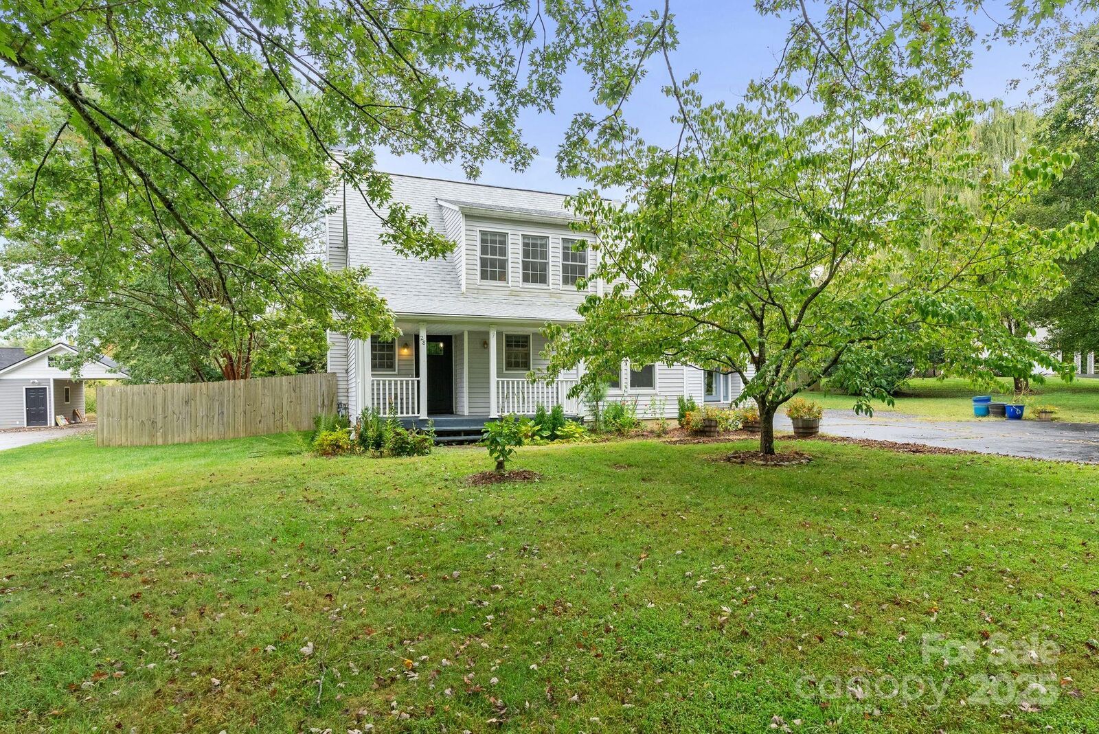 Property Photo:  28 Beech Glen Drive  NC 28711
