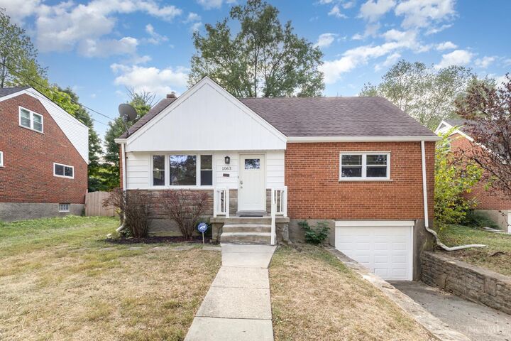 1063 Roxie Lane  Cincinnati OH 45224 photo