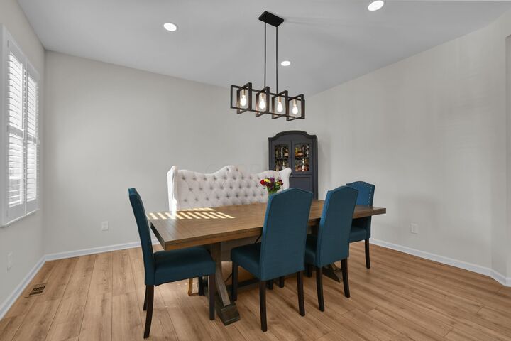 Property Photo:  411 Buena Vista Drive  OH 43031 