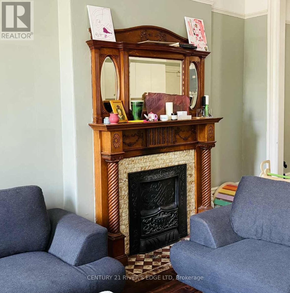 Property Photo:  33 King Street West 1  ON K6V 3P7 