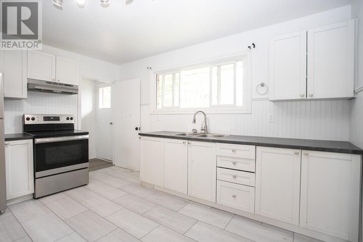Photo de la propriété:  310 St. Patrick St  ON P6C 3S9 