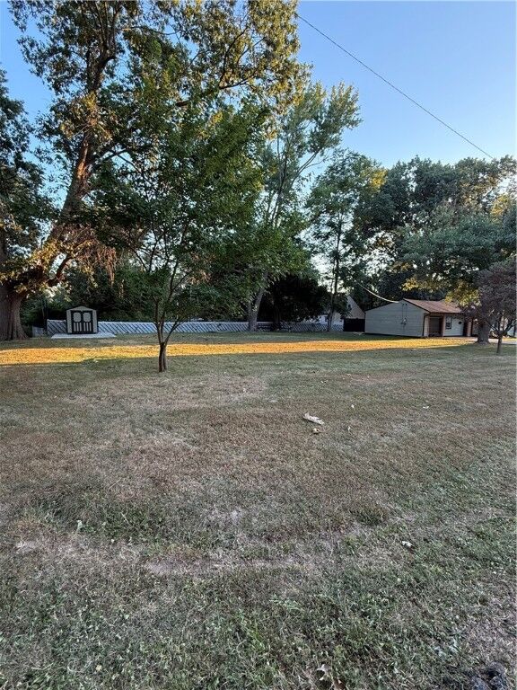 Property Photo:  3109 E Cherry Drive  IL 62521 