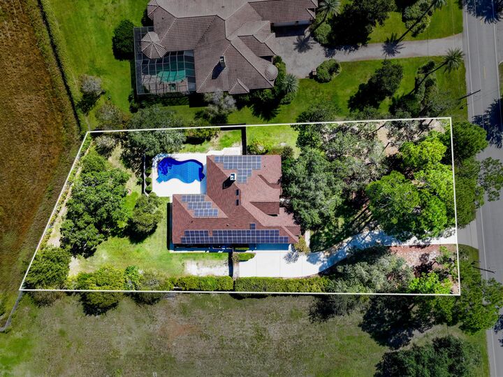 Property Photo:  4630 Soundside Drive  FL 32563 