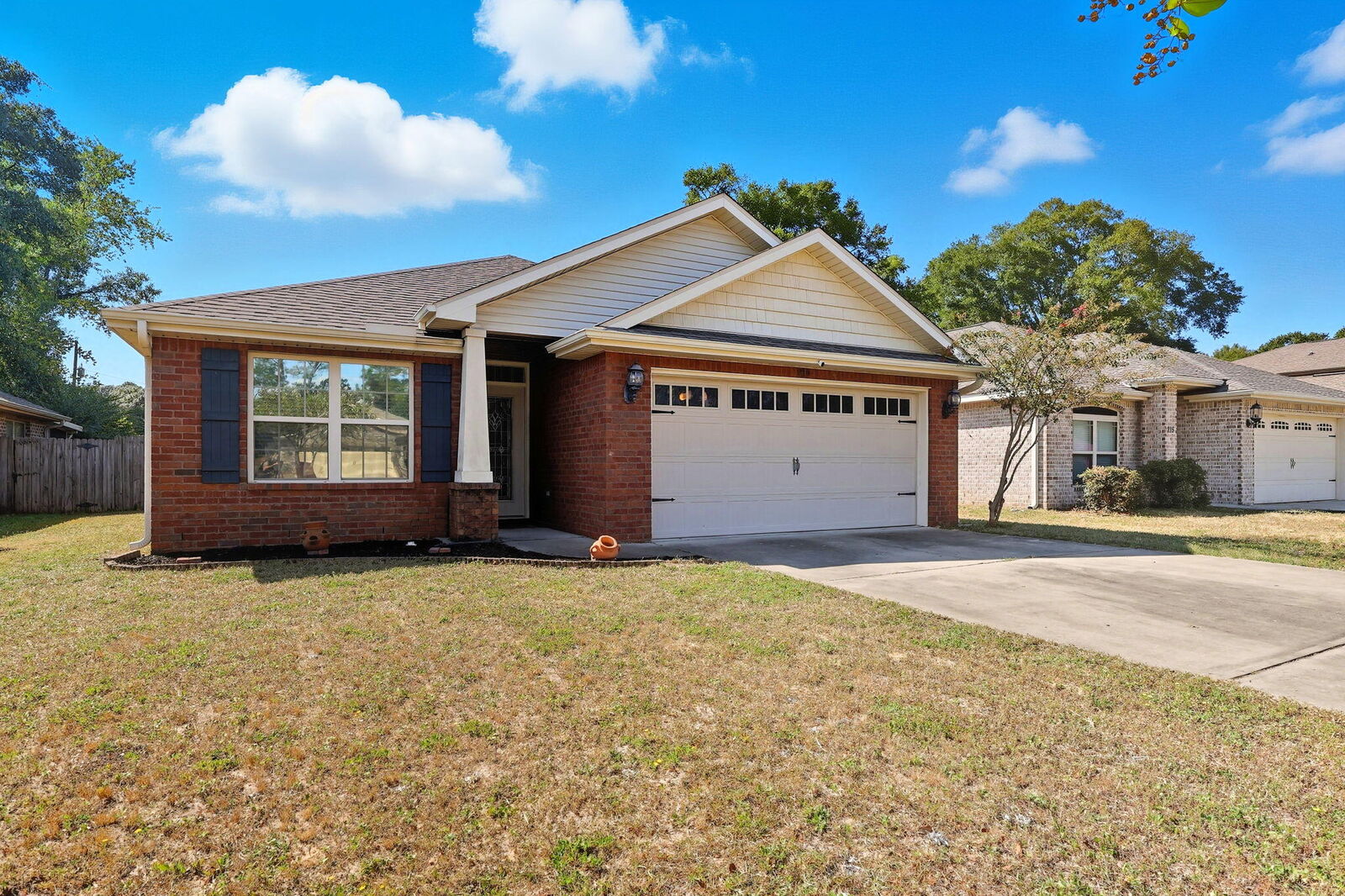 Property Photo:  219 January Court  FL 32539 