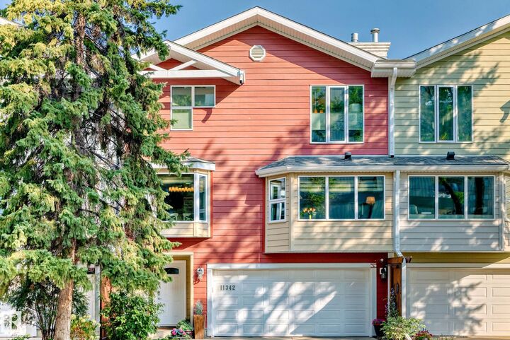 Property Photo:  11342 102 Avenue NW  AB T5K 0P7 