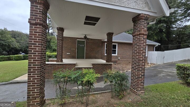 Property Photo: 865 Nottingham Drive GA 31211
