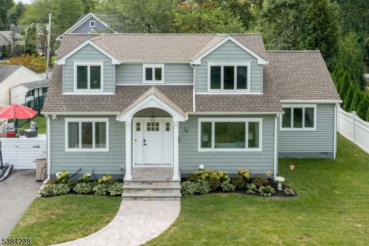 Property Photo:  19 Hickson Dr  NJ 07974 