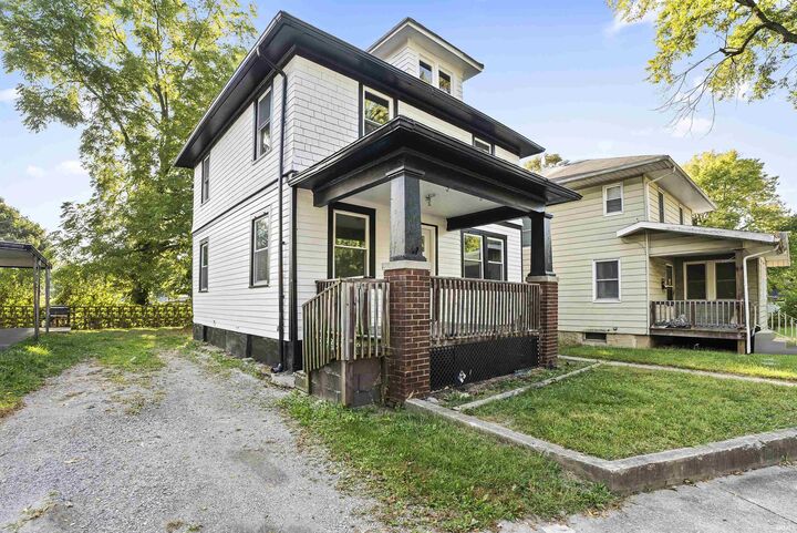 Property Photo:  2051 Thompson Avenue  IN 46802-3745 