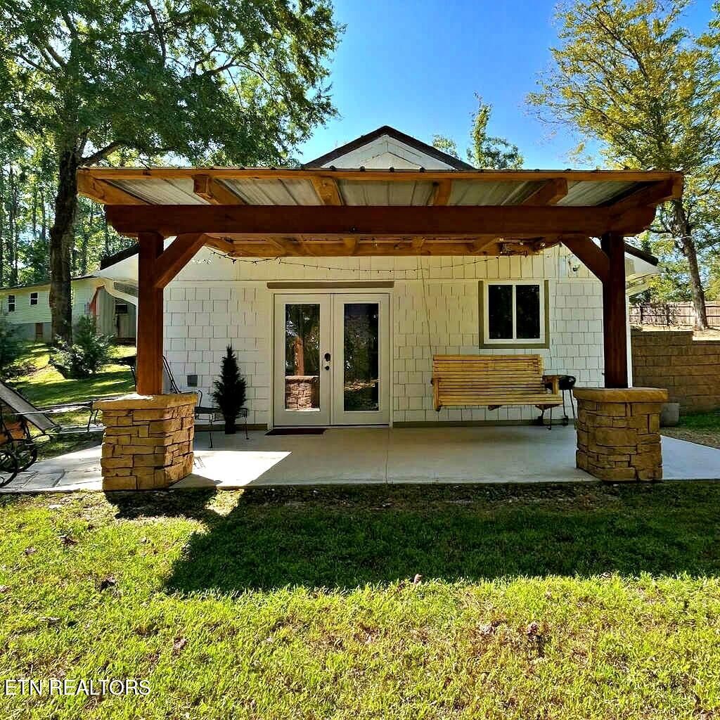 Property Photo:  282 White Oak Drive  TN 37322 
