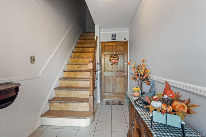 Property Photo: 1163 Havemeyer Avenue NY 10462
