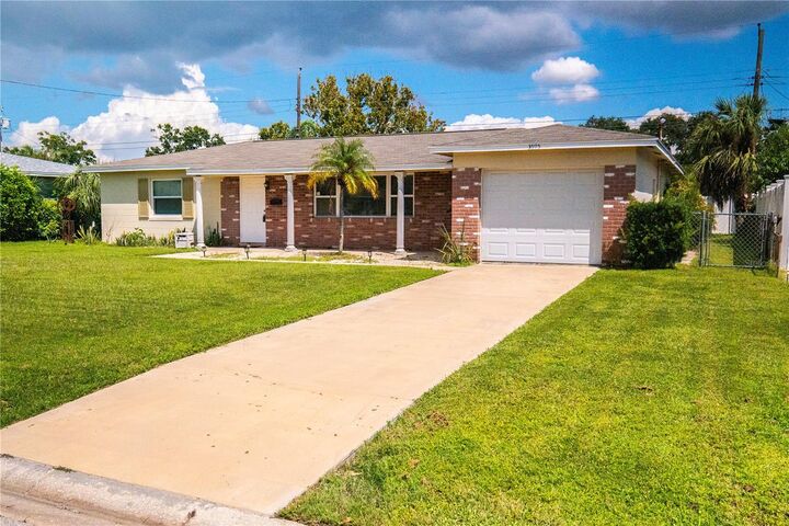 3595 61st Street N  St Petersburg FL 33710 photo