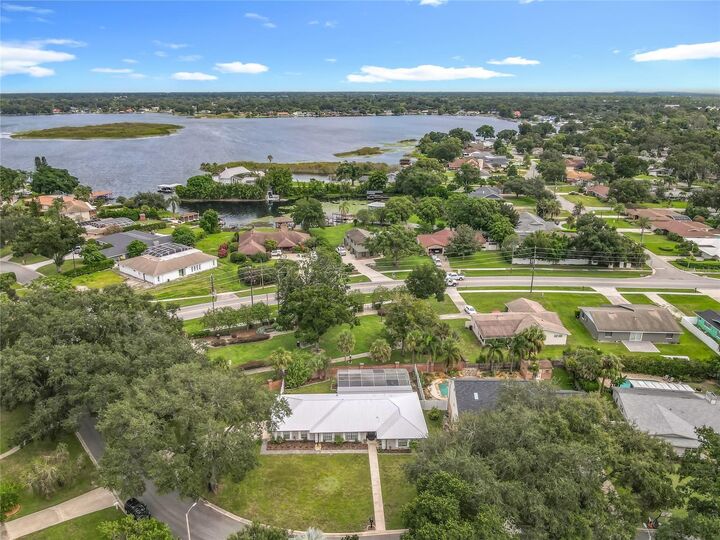 Property Photo:  2815 Montmart Drive  FL 32812 