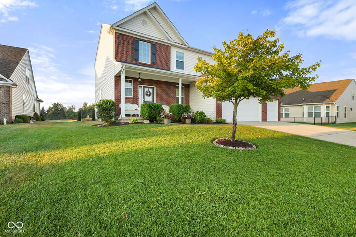 Property Photo: 1217 Lucca Drive IN 46143
