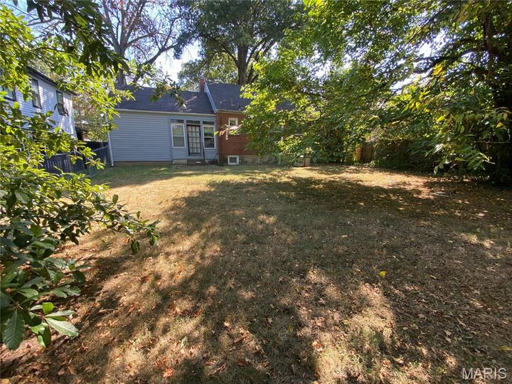 Property Photo:  703 S Geyer Road  MO 63122 