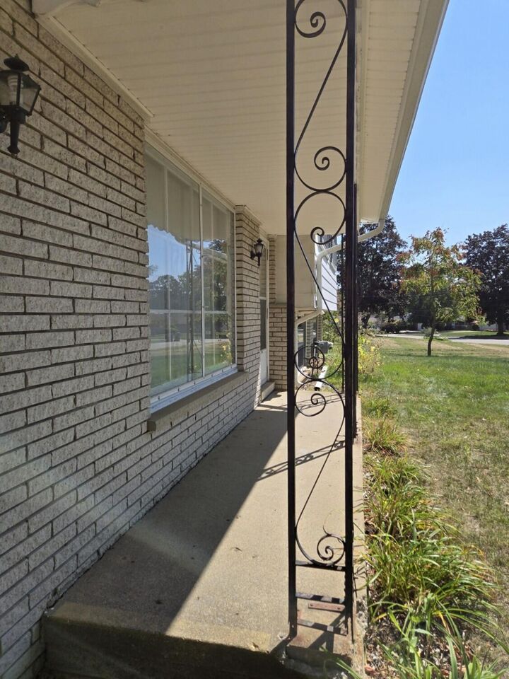 Property Photo:  5125 Brennerton Drive  MI 49002 